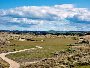 Barnbougle (Lost Farm) 16th Zoom